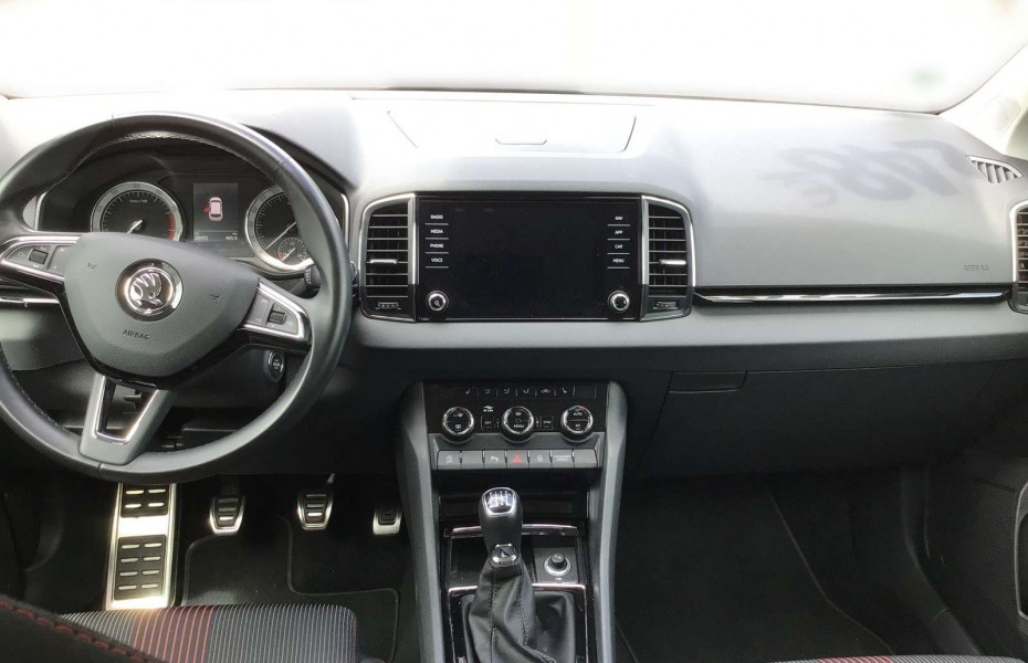 Škoda Karoq 1.5 TSI Style AHK Navi Keyless Entry