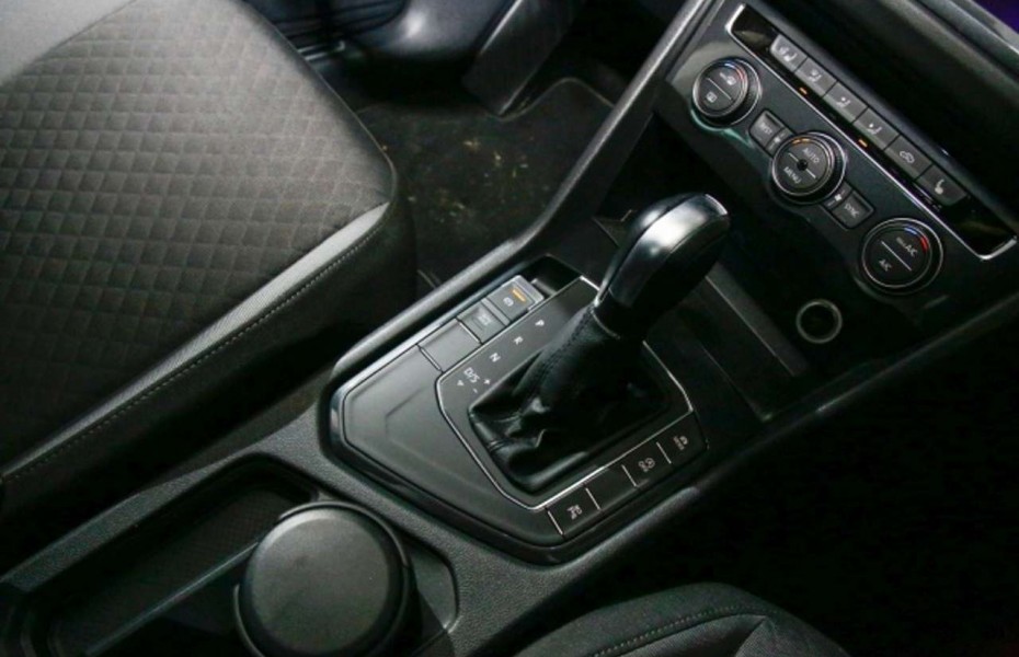 Volkswagen Tiguan 2.0 TDI Comfortline Bluetooth Navi LED