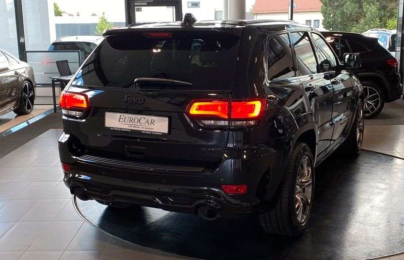 Jeep Grand Cherokee 6.4 V8 SRT Hemi Pano Sbel ACC H&K