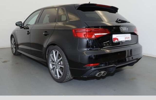 Audi A3 Sportback 35 TFSI CoD  Black Edition S-Line LED