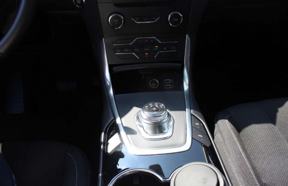 Ford S-MAX TITANIUM ECOBLUE AUTOMATIK, 7-SITZER, LED,  NAVI,