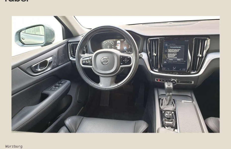 Volvo V60 D4 Momentum Automatik