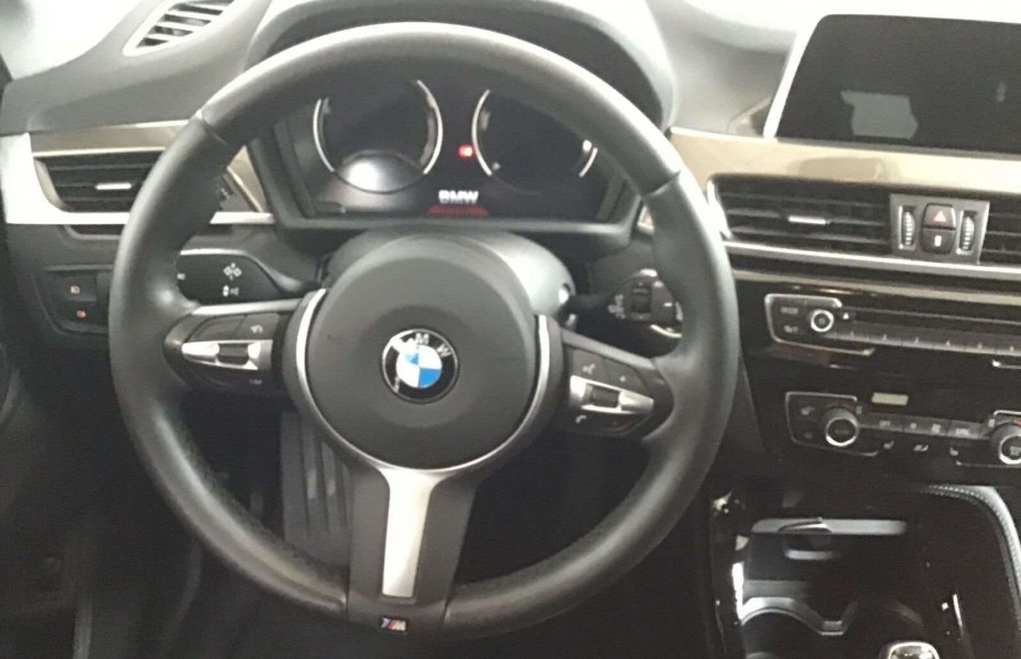 BMW X1 sDrive20i xLine Aut. LED Navi Sportsitze