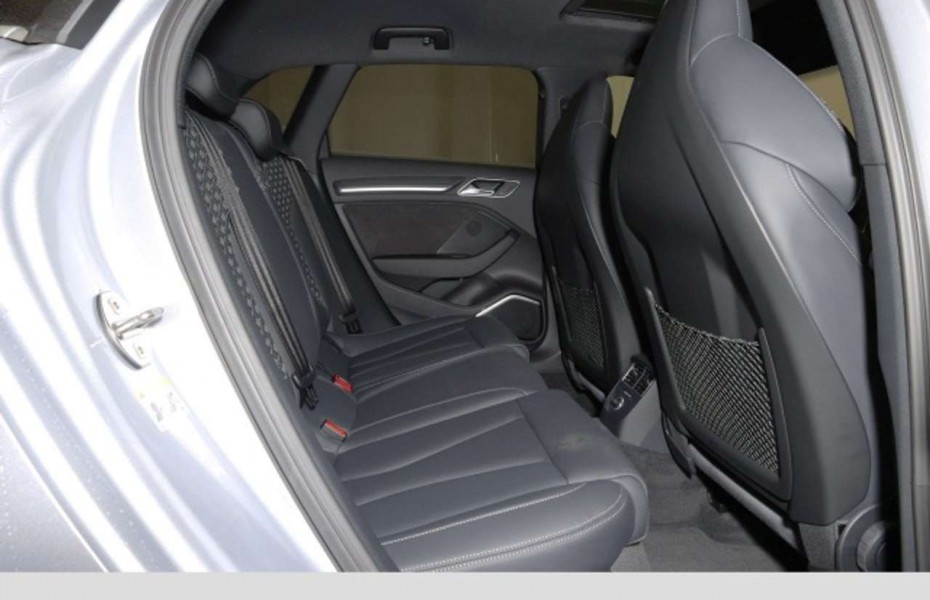 Audi RS 3 2.5 TFSI Matrix DAB Pano BuO Rauten Bluetooth