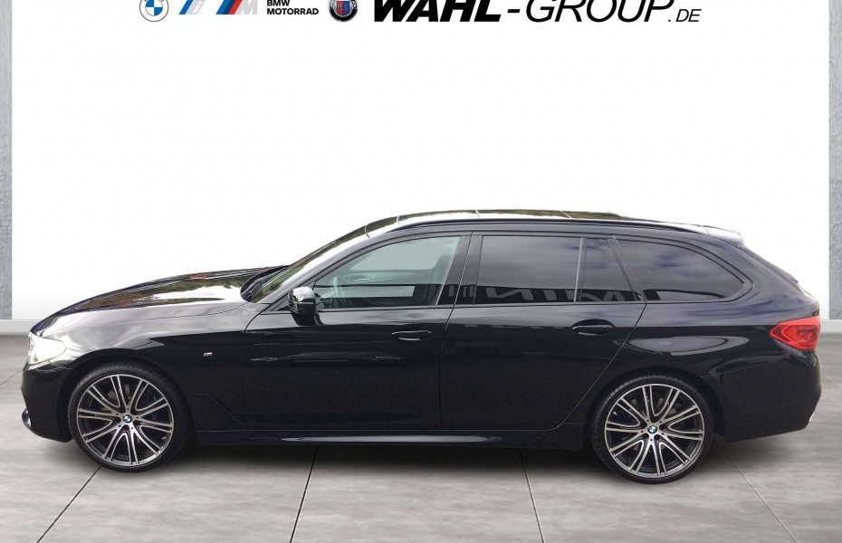 BMW Řada 5 i xDrive Touring M Sportpaket Head-Up DAB