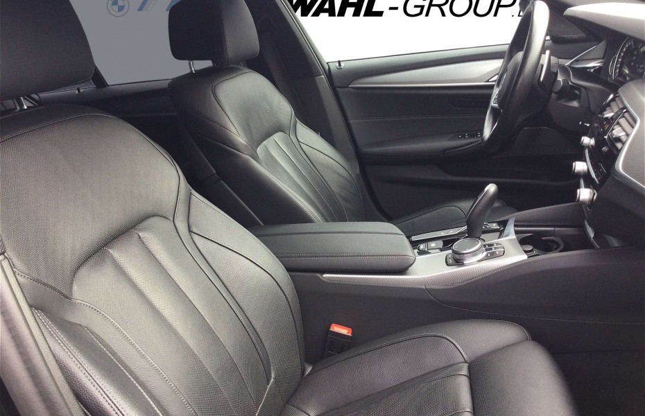 BMW Řada 5 i xDrive Touring M Sportpaket Head-Up DAB