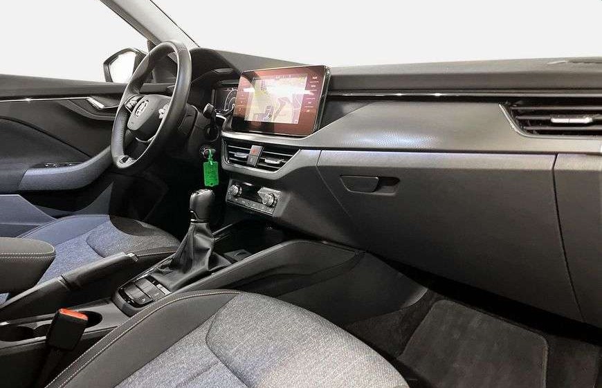 Škoda Kamiq 1.0 TSI Clever Navi Tažné LED Apple Kam 