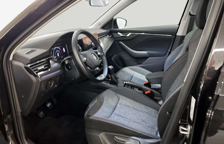 Škoda Kamiq 1.0 TSI Clever Navi Tažné LED Apple Kam 