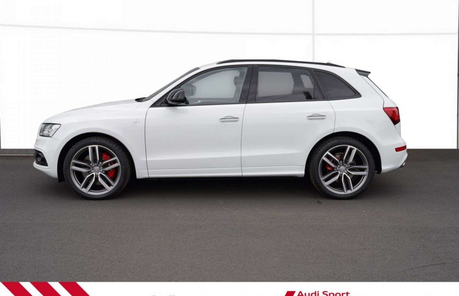 Audi SQ5 3.0 TDI plus quattro XENON+*ACC*AHK*PANO*STH