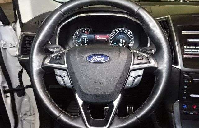 Ford Edge Titanium 4x4 2.0TDCI BiTurbo LED Pano Navi