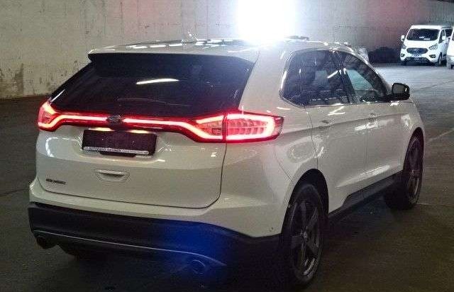 Ford Edge Titanium 4x4 2.0TDCI BiTurbo LED Pano Navi