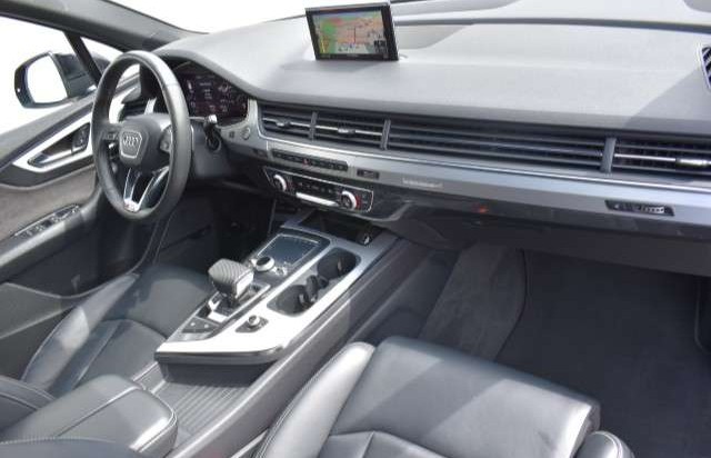 Audi Q7 50 TDI quattro 7 Sitze S Line MAT-LED NAVI