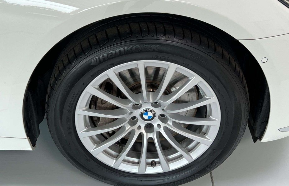 BMW Řada 7 i xDrive Kamera Massage HiFi Komfort Sport
