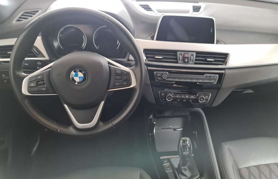 BMW X1 xDrive20d xLine Navi Kamera LED Shadow Line