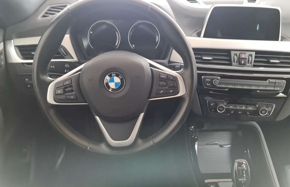 BMW X1 xDrive20d xLine Navi Kamera LED Shadow Line