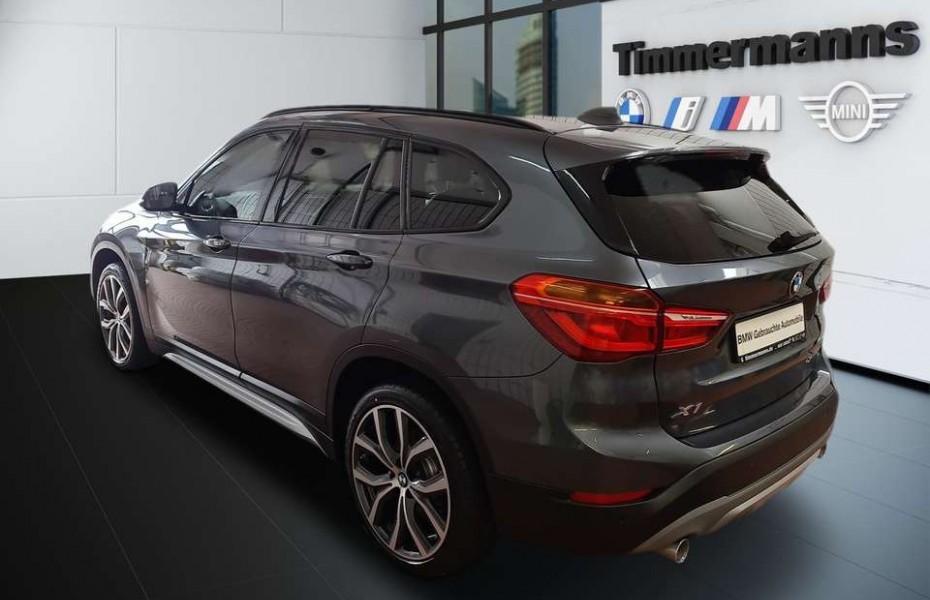 BMW X1 xDrive20d xLine Navi Kamera LED Shadow Line