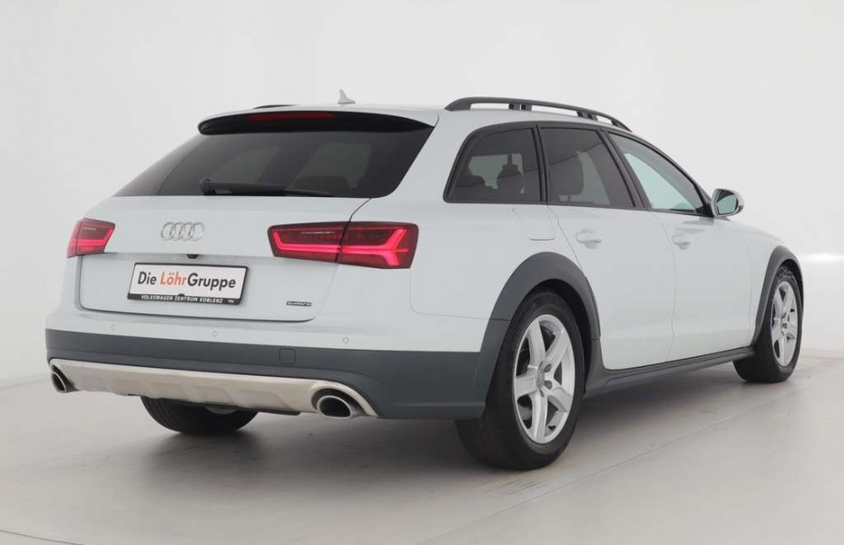 Audi A6 Avant allroad quattro 3.0TDI S-tronic AHK/LED