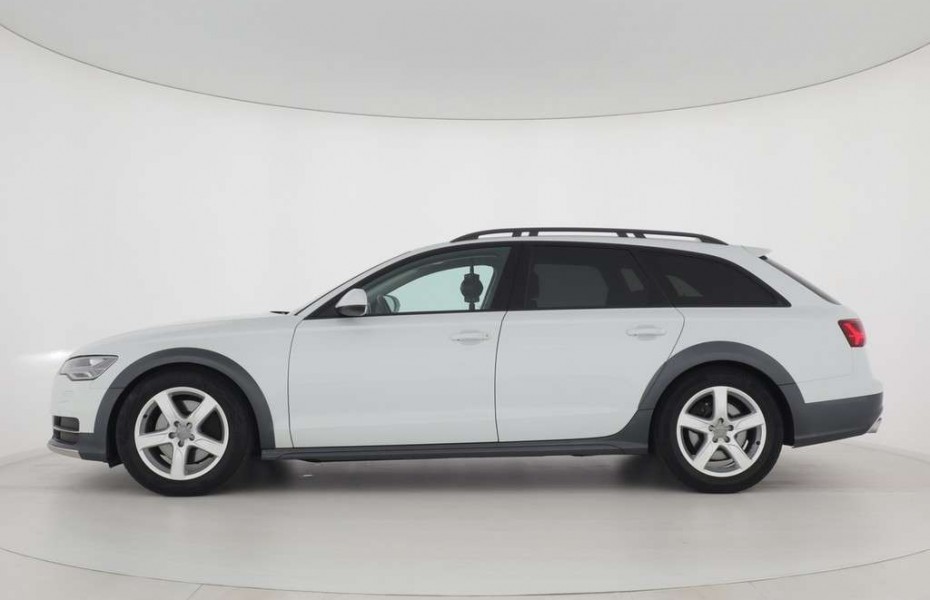 Audi A6 Avant allroad quattro 3.0TDI S-tronic AHK/LED