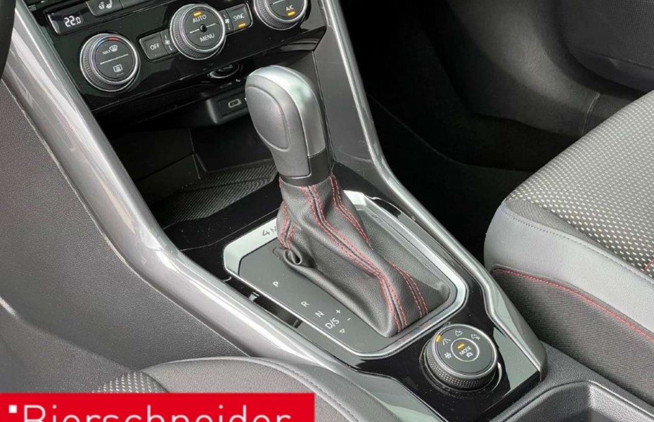 Volkswagen T-Roc 2.0 TDI DSG 4Mo. Sport R-Line LED NAVI PANO ACC KA