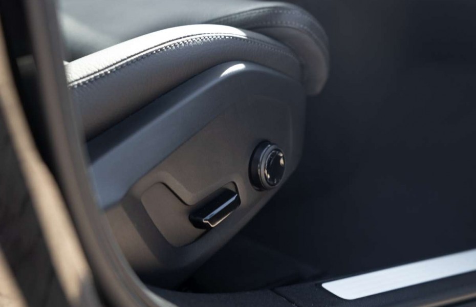 Volvo V60 Inscription T5 Geartronic 1.Hand.18 Zoll.LED.Navi.