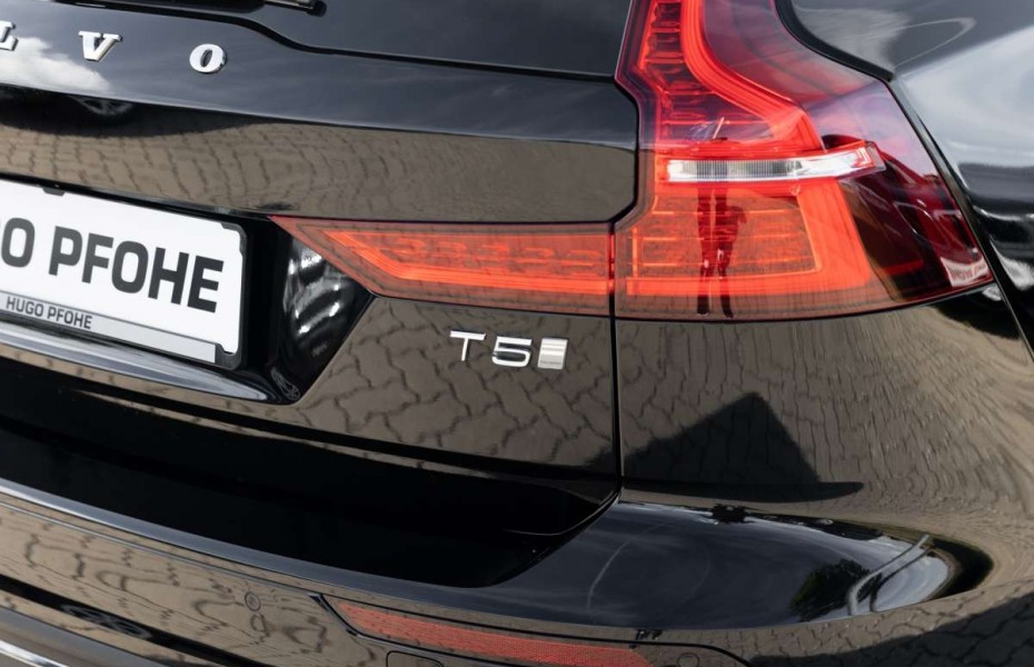 Volvo V60 Inscription T5 Geartronic 1.Hand.18 Zoll.LED.Navi.