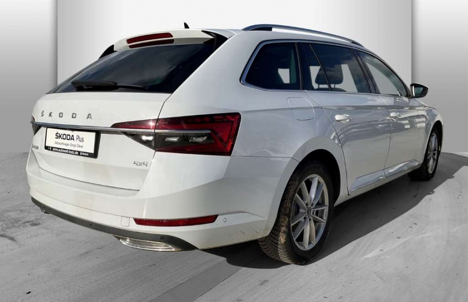 Škoda Superb Combi L&K 4x4 2.0 TDI 147kW Leder LED Navi StandHZ