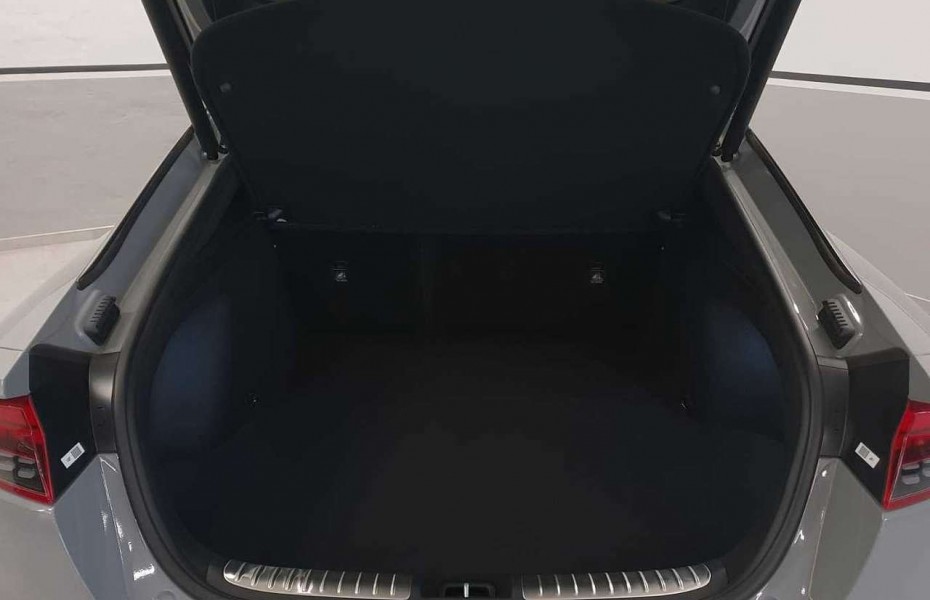 Kia Stinger 3.3T AWD GT+Alcantara+Panorama+Head-Up