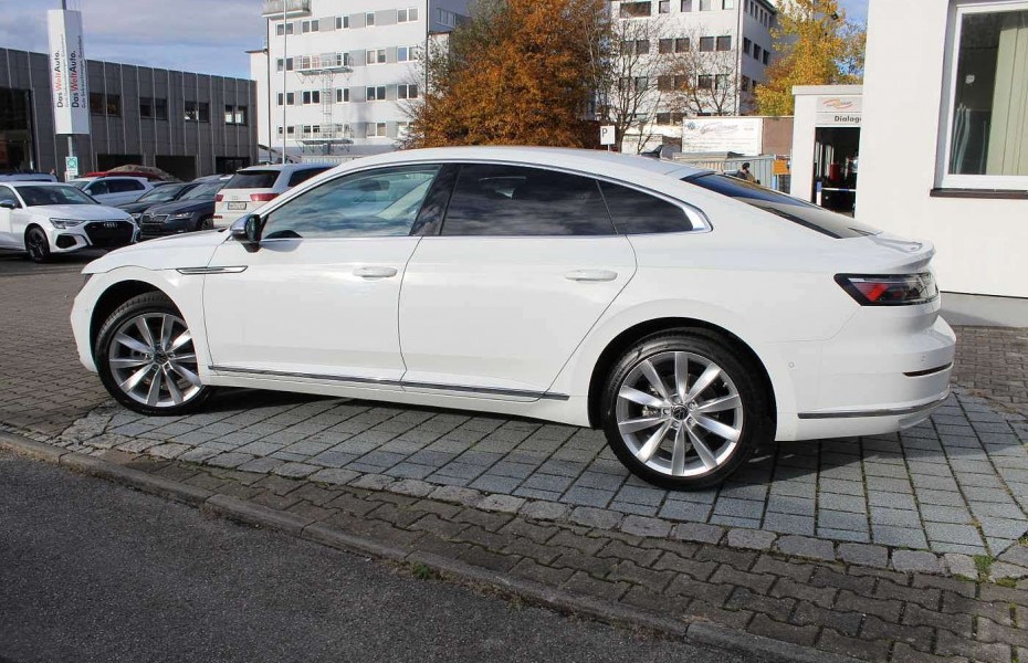 Volkswagen Arteon 2.0 TDI DSG Elegance - Assistenz*HeadUp*Navi!!!