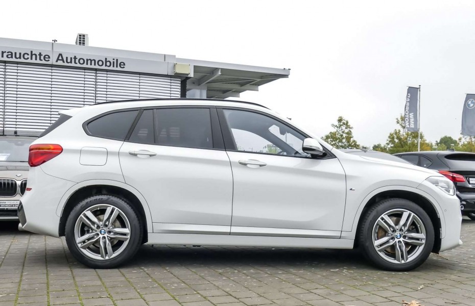 BMW X1 sDrive20d M Sportpaket Navi Plus Head-Up LED RFK