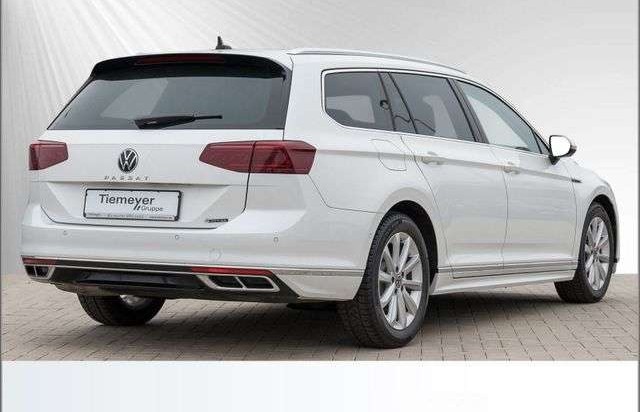 Volkswagen Passat 2.0 TDI DSG 4M 200PS R-LINE UPE74