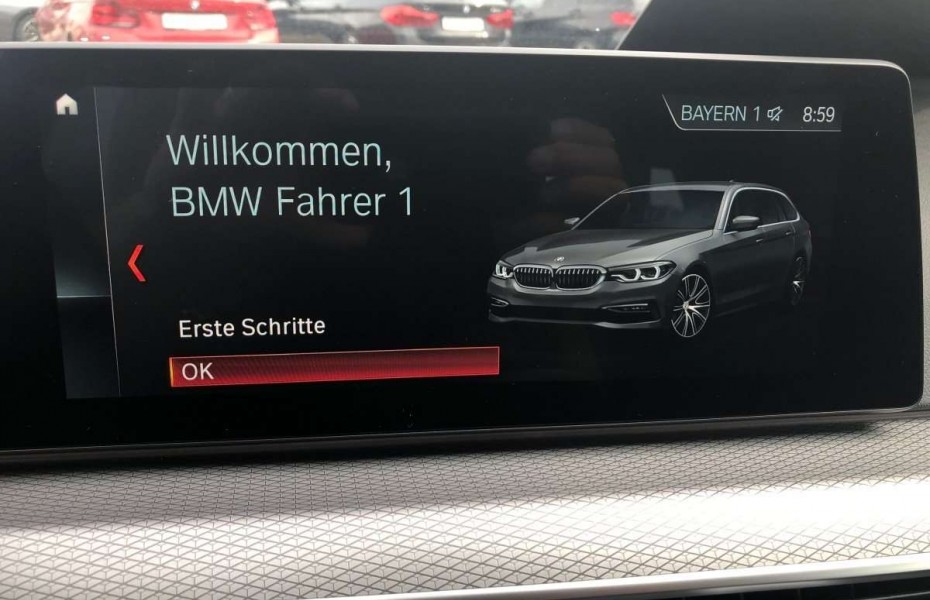 BMW Řada 5 d xDrive Touring M Sportpaket HK HiFi DAB