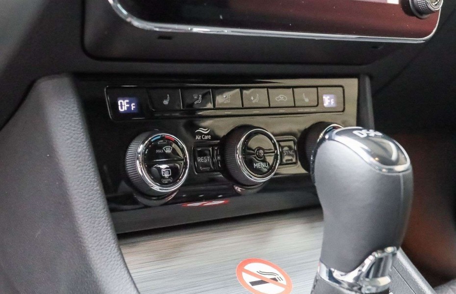 Škoda Superb SUPERB COMBI AMBITION 2.0 TDI 110kW DSG