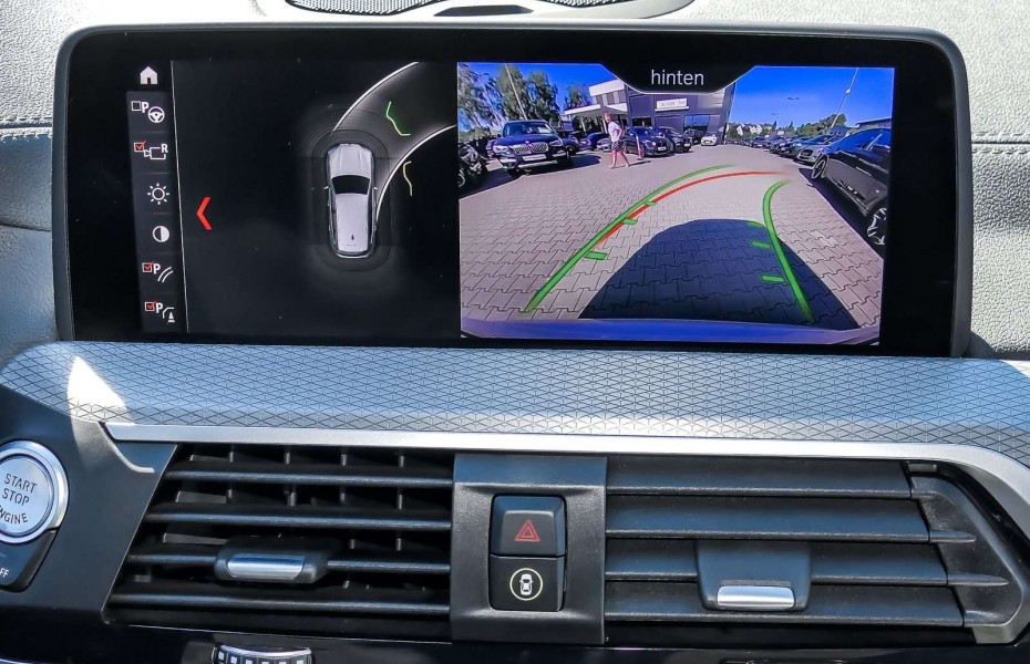 BMW X3 xDrive30i M SPORT+NAVI PROF+HUD+PANO+ACC+RFK+LED+D