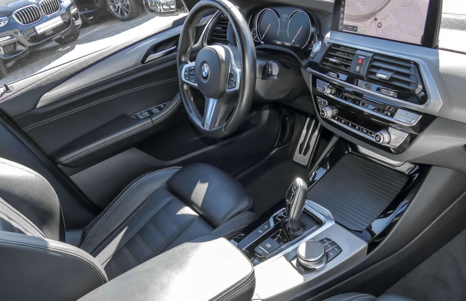 BMW X3 xDrive30i M SPORT+NAVI PROF+HUD+PANO+ACC+RFK+LED+D