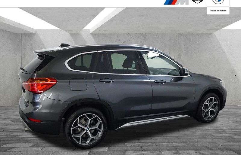 BMW X1 sDrive20i xLine  NAVI.SPORTSITZE.PARKASSIST