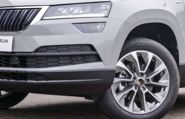 Škoda Karoq 1.0TSI CLEVER NAV LED SHZ PDC 5JGar