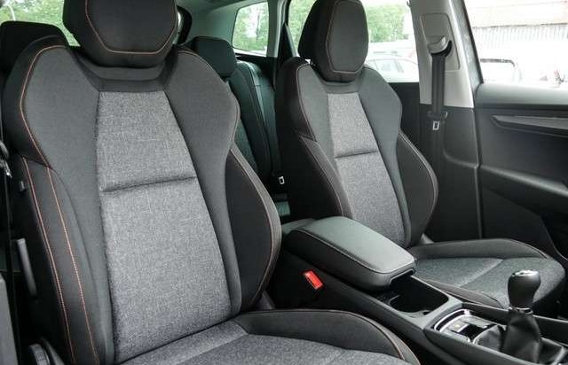 Škoda Karoq 1.0TSI CLEVER NAV LED SHZ PDC 5JGar