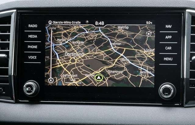 Škoda Karoq 1.0TSI CLEVER NAV LED SHZ PDC 5JGar