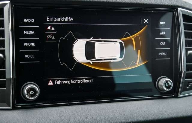 Škoda Karoq 1.0TSI CLEVER NAV LED SHZ PDC 5JGar