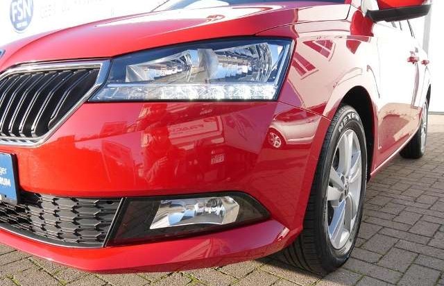 Škoda Fabia III Combi 1.0 TSI Style NAVI TEMPOMAT SITZHZG KLI