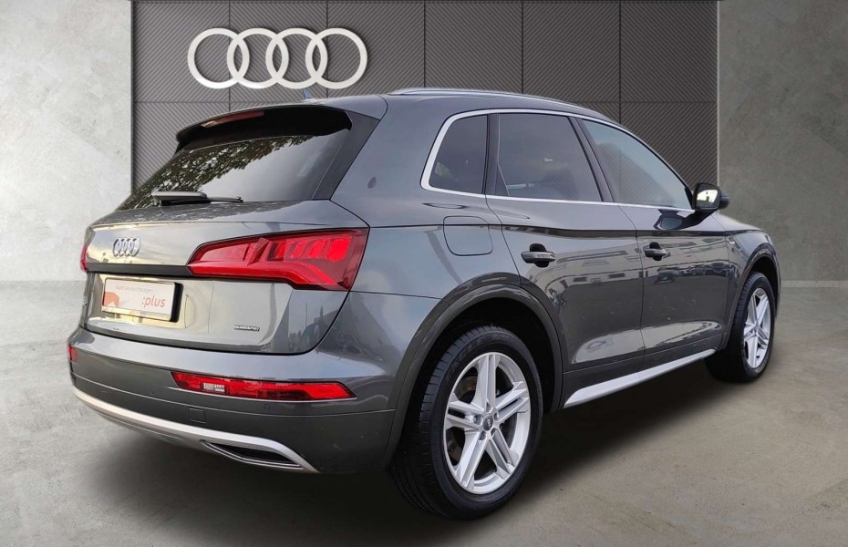 Audi Q5 2.0 TDI qu. S line S t.  PANO NAV+ AHK HuD