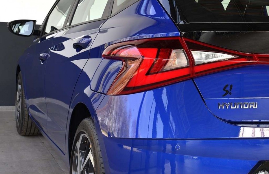 Hyundai i20 NEW 1.0 T-GDi INTRO Navi Pluspaket Dachlack