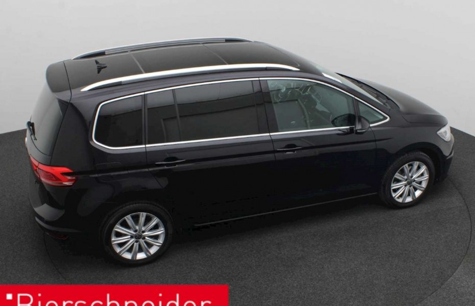 Volkswagen Touran 2.0 TDI DSG Highline 7-S. AHK 4-J-GAR. ACC EL.KLAP