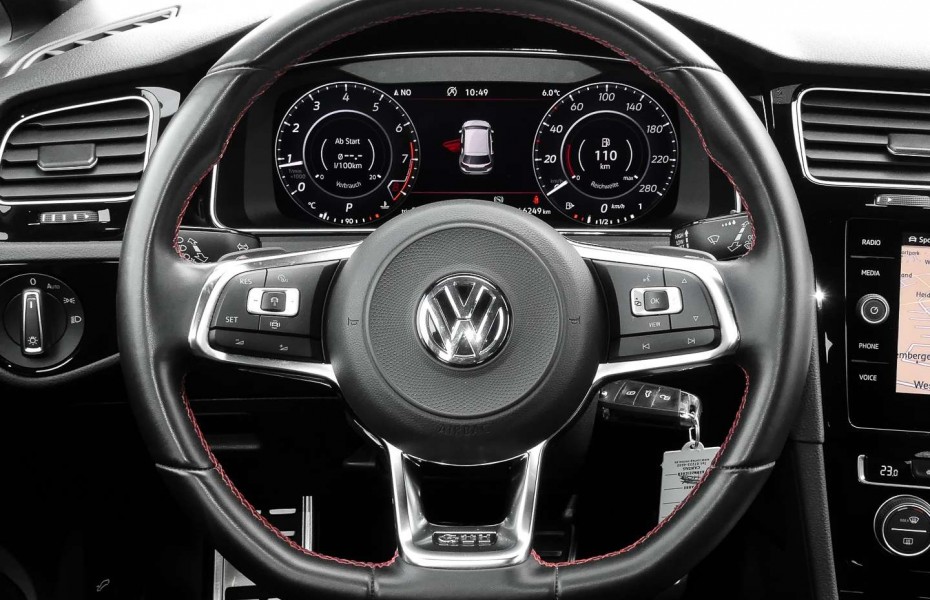 Volkswagen Golf VII 2.0TSI GTI Perf DSG LED Navi Kam Dynaudio