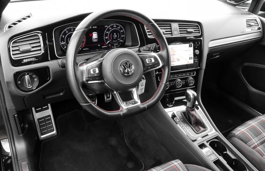 Volkswagen Golf VII 2.0TSI GTI Perf DSG LED Navi Kam Dynaudio