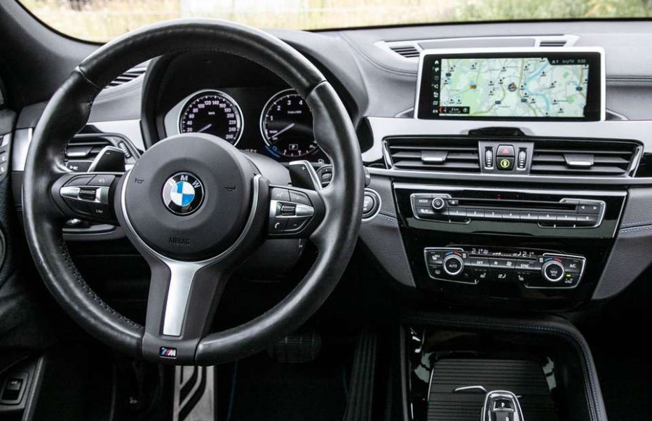 BMW X2 M35i Navi HeadUp harman/kardon RKam Pano