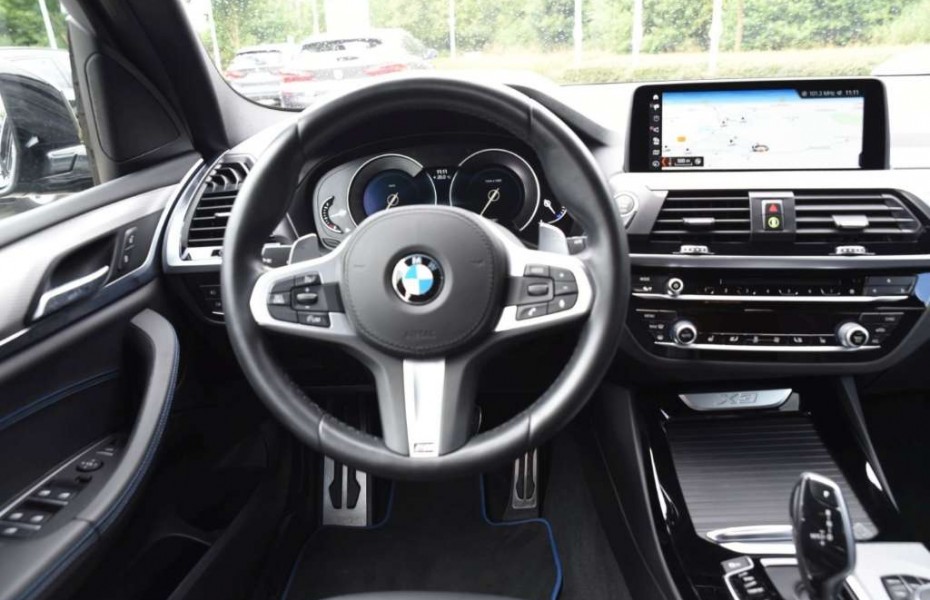 BMW X3 xDrive 20i Aut M-Sport LED PDC Navi SHZ HiFi