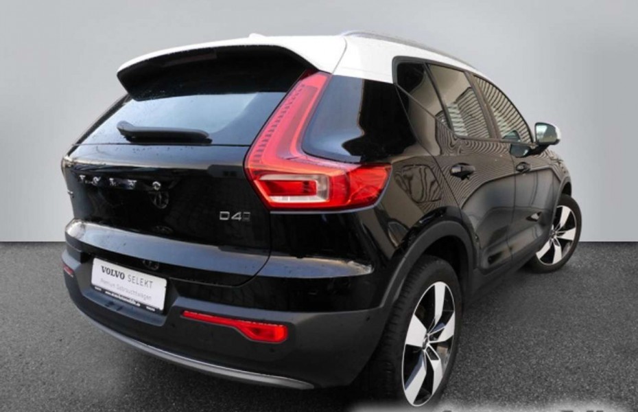 Volvo XC40 XC 40 Momentum AWD Bluetooth LED Vollleder Klima