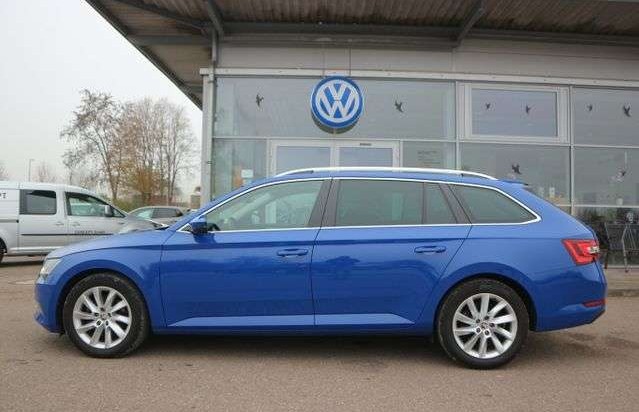 Škoda Superb Combi 2.0 TDI DSG STYLE NAVI+XENON+BLUETO