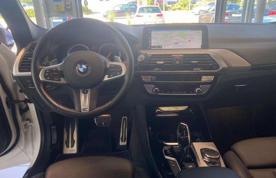 BMW X3 xDrive30i M Sport+AHK+Voll Ausst.+wenig KM